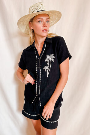 Embroidered Soft Gauze Short Sleeve Top / Black