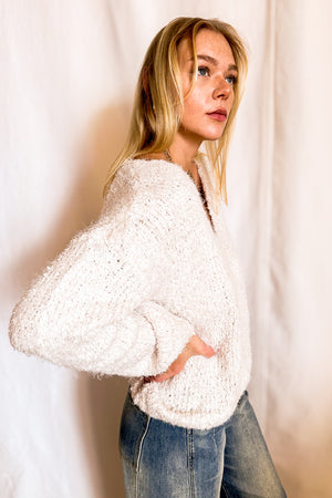 Fluffy V-Neck Sweater / Ivory