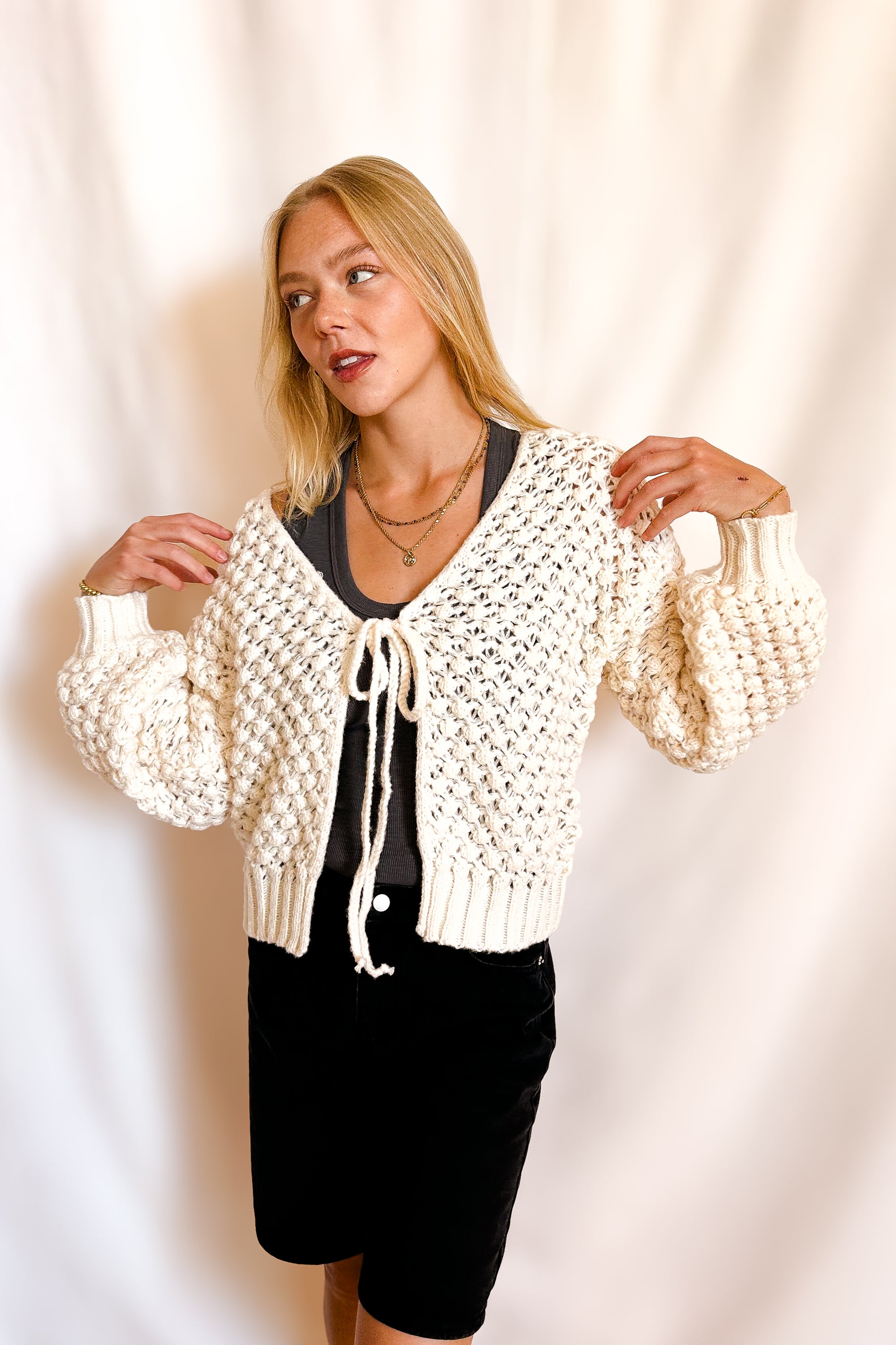 Chunky Yarn Tie Front Cardigan / Ivory