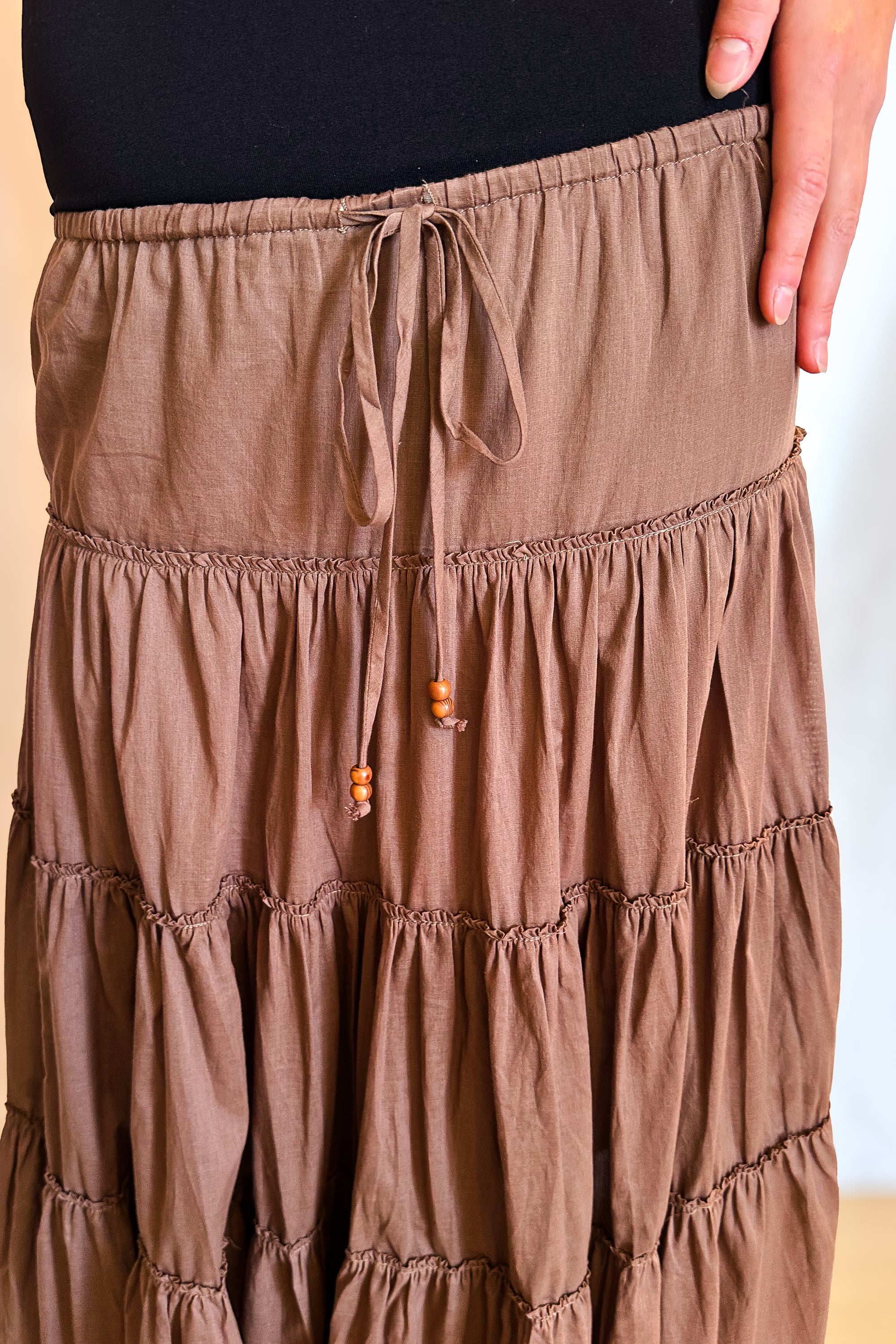 Drawstring Tiered Full Maxi Skirt / Brown