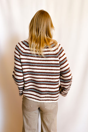 Triple Stripe Beach V-Neck Sweater / Cream