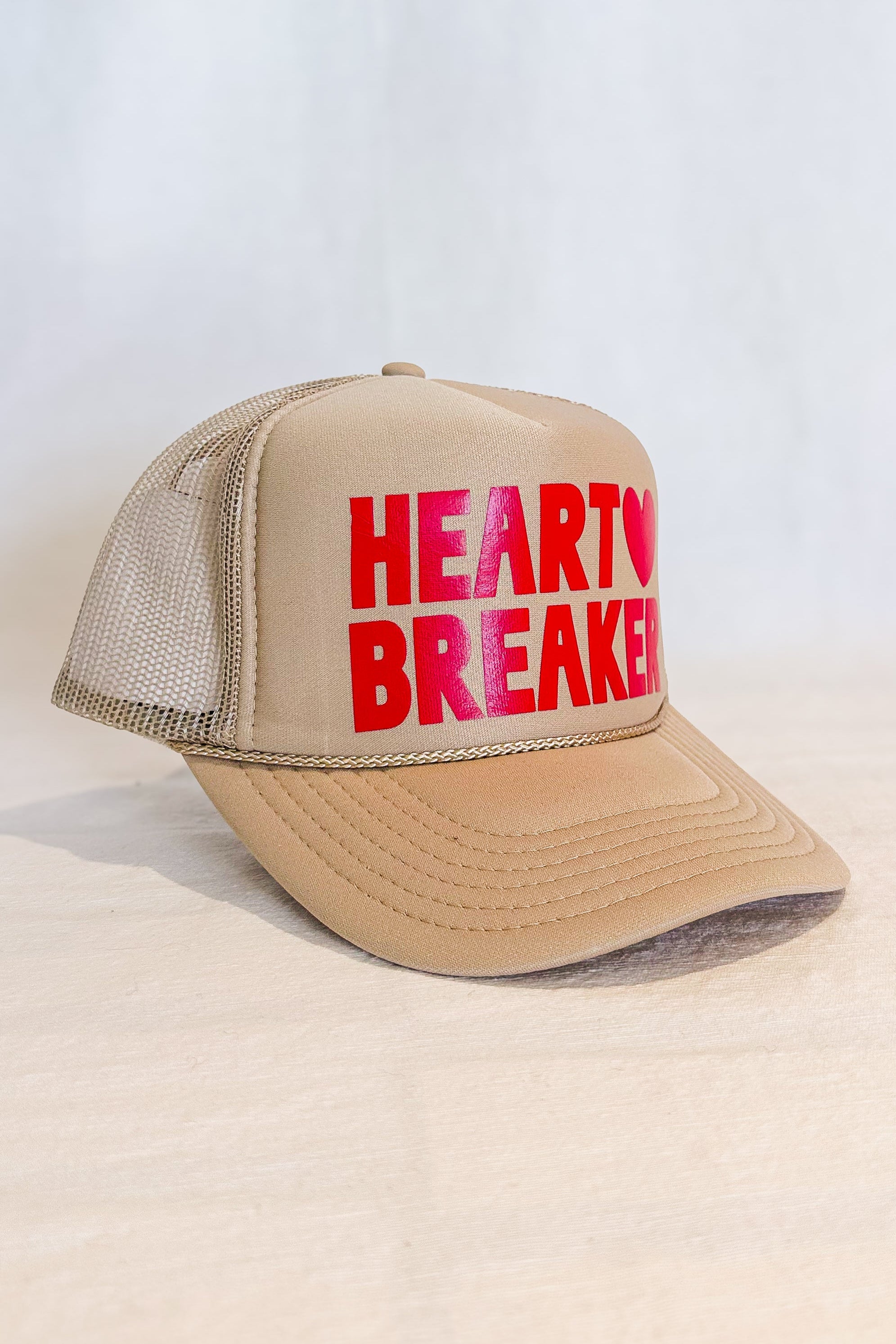 Heart Breaker Trucker Cap / Beige