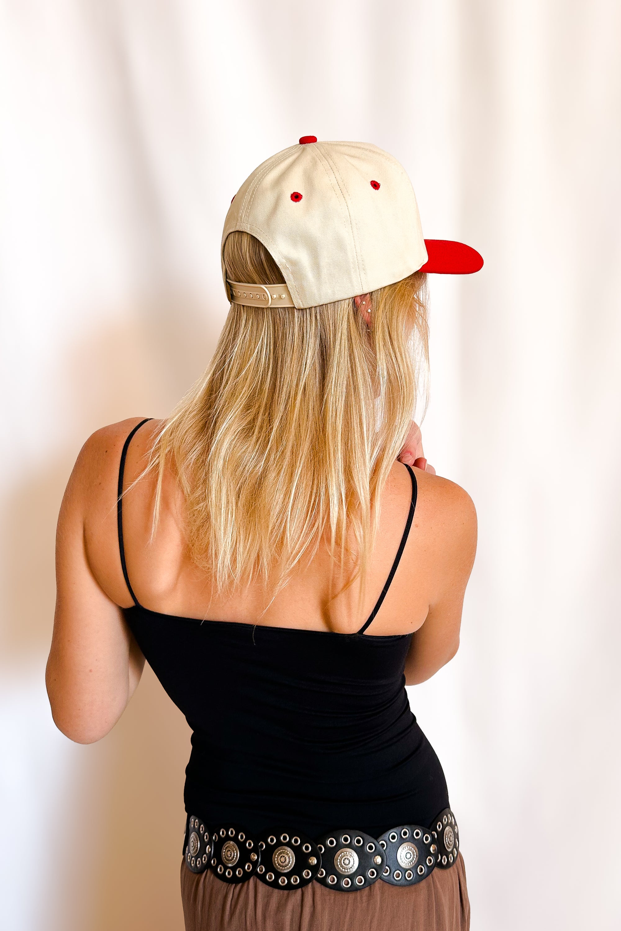 Smoke Show Canvas Cap / Red