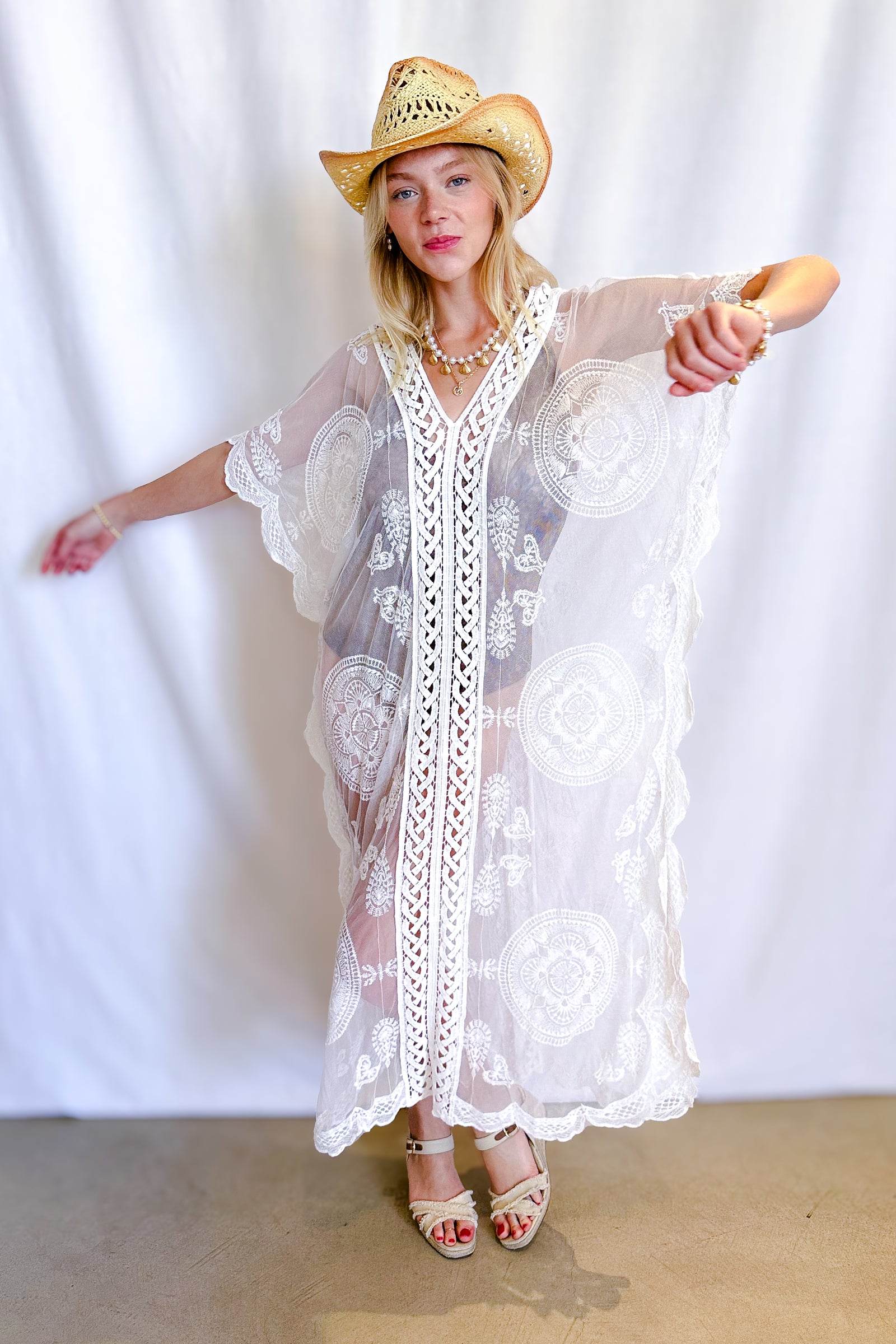 Embroidered Lace Closed Kaftan Cover Up / White