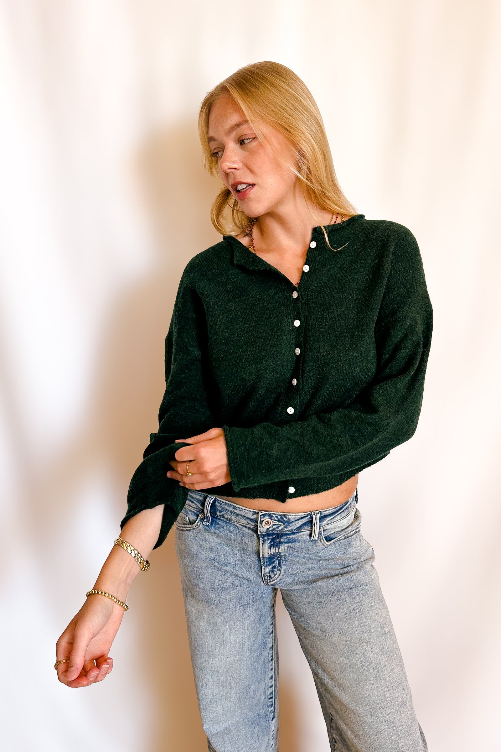 Mini White Button Crop Cardigan / Forest