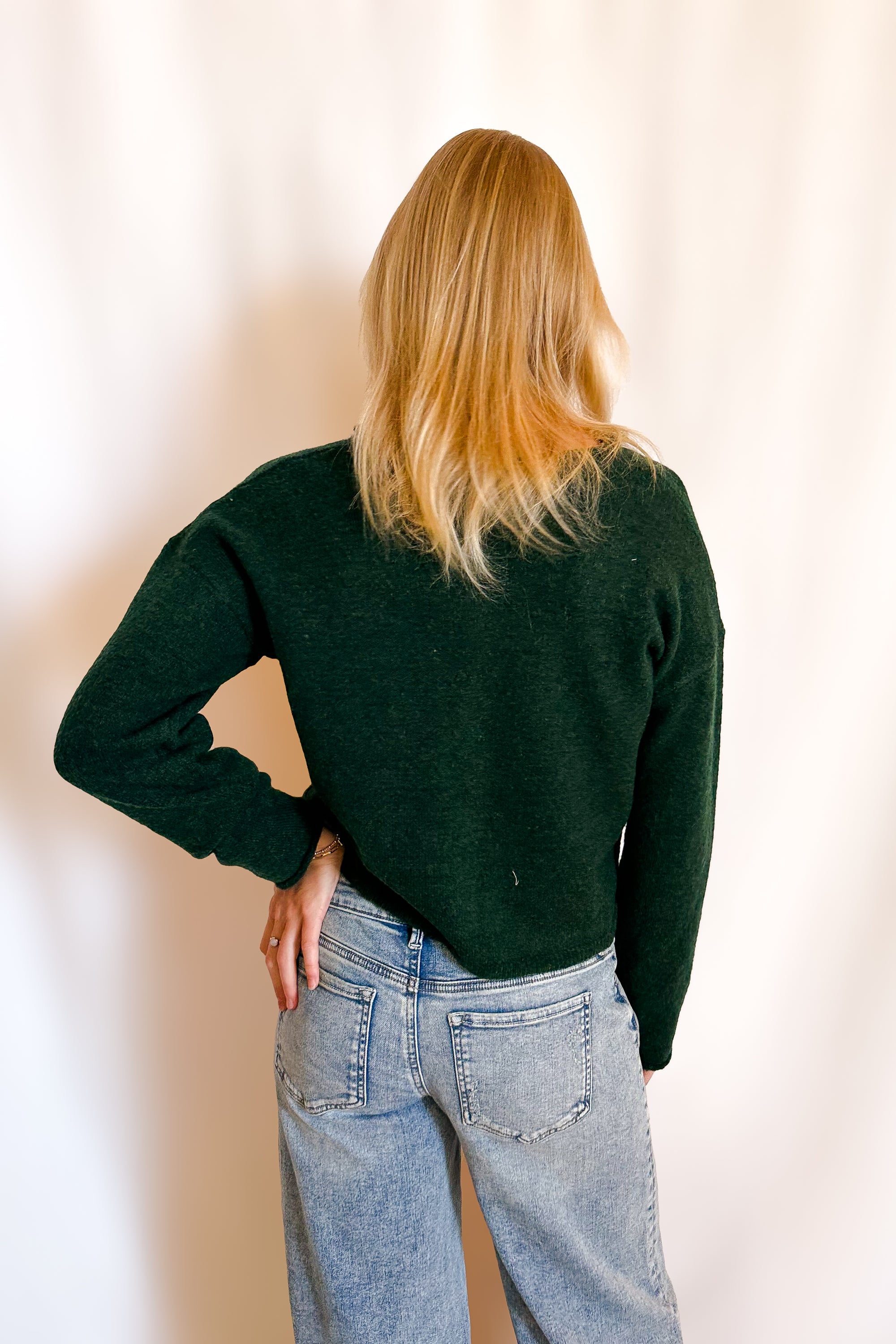 Mini White Button Crop Cardigan / Forest