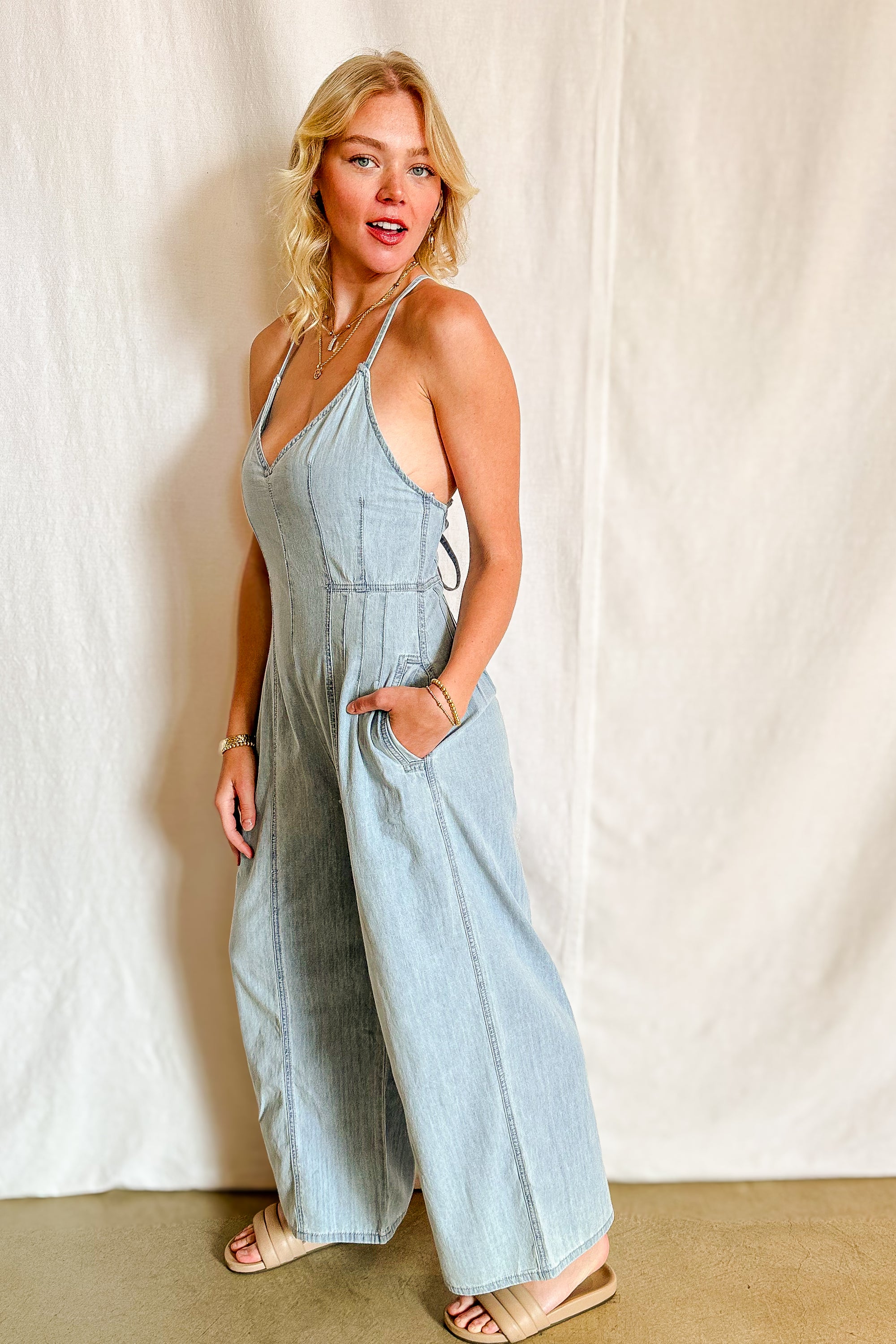 Chambray Cinched Waist Wide Leg Jumper/ Blue