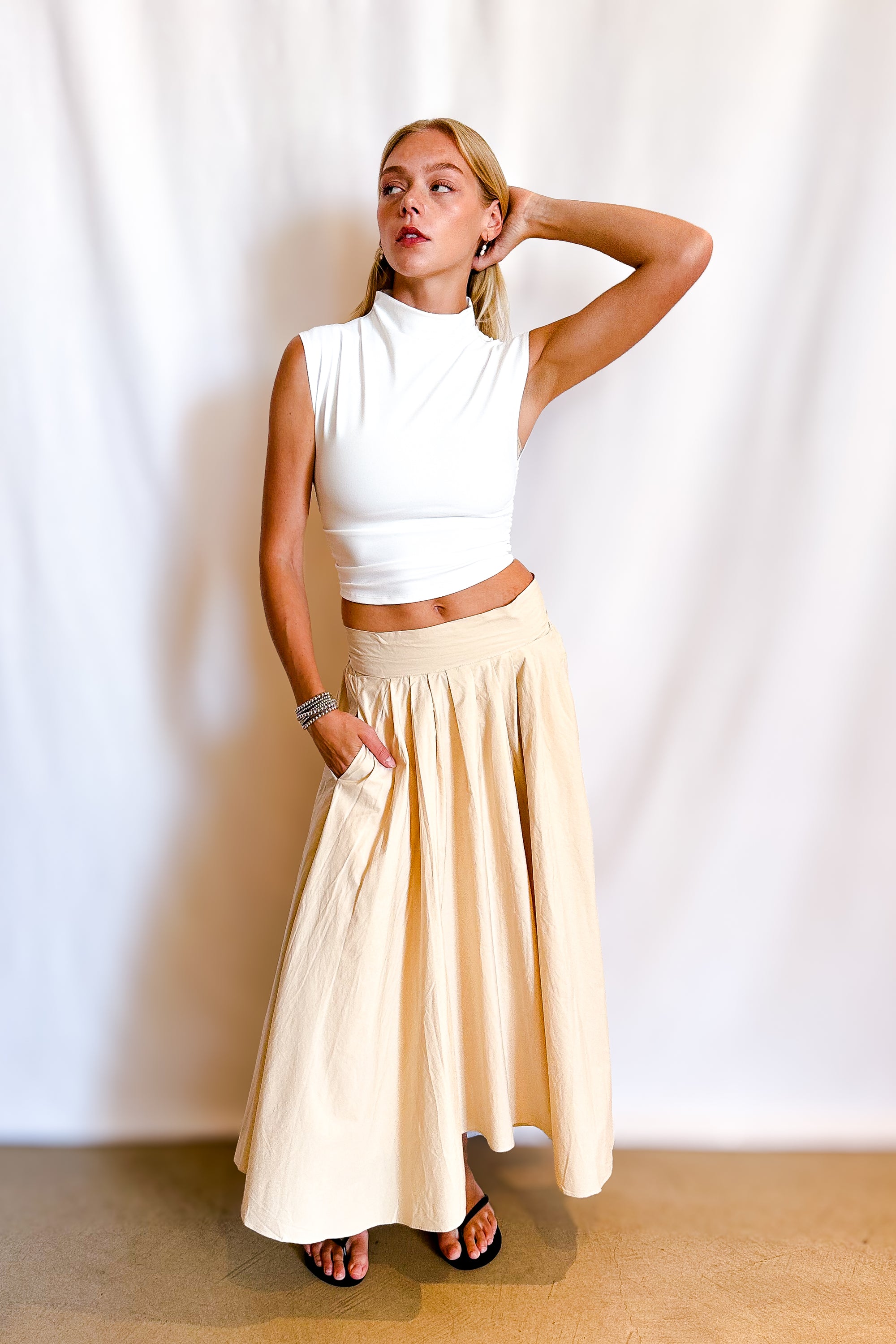 Tie Back Full Poplin Skirt / Beige