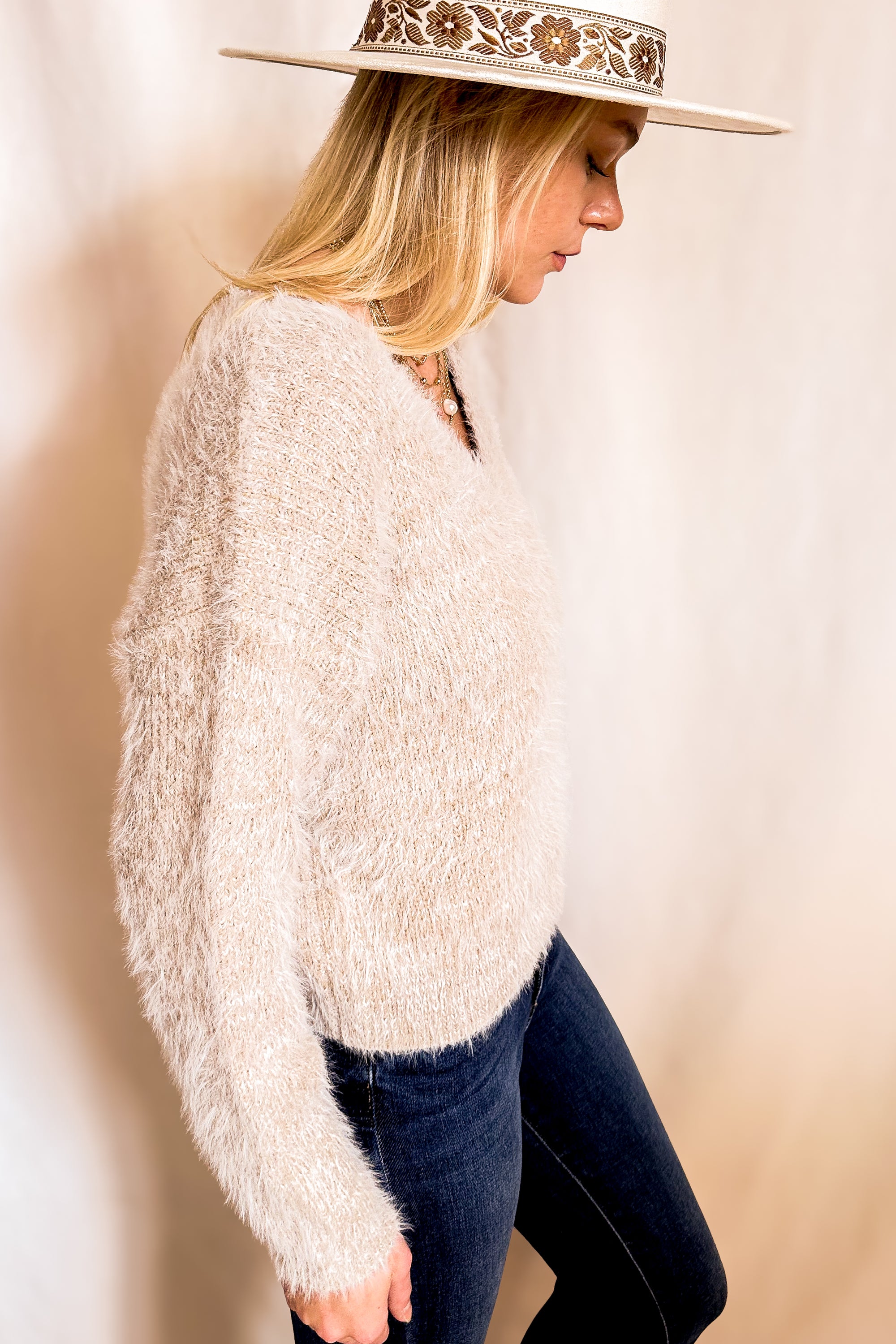 Mohair V-Neck Cropped Sweater / Sand