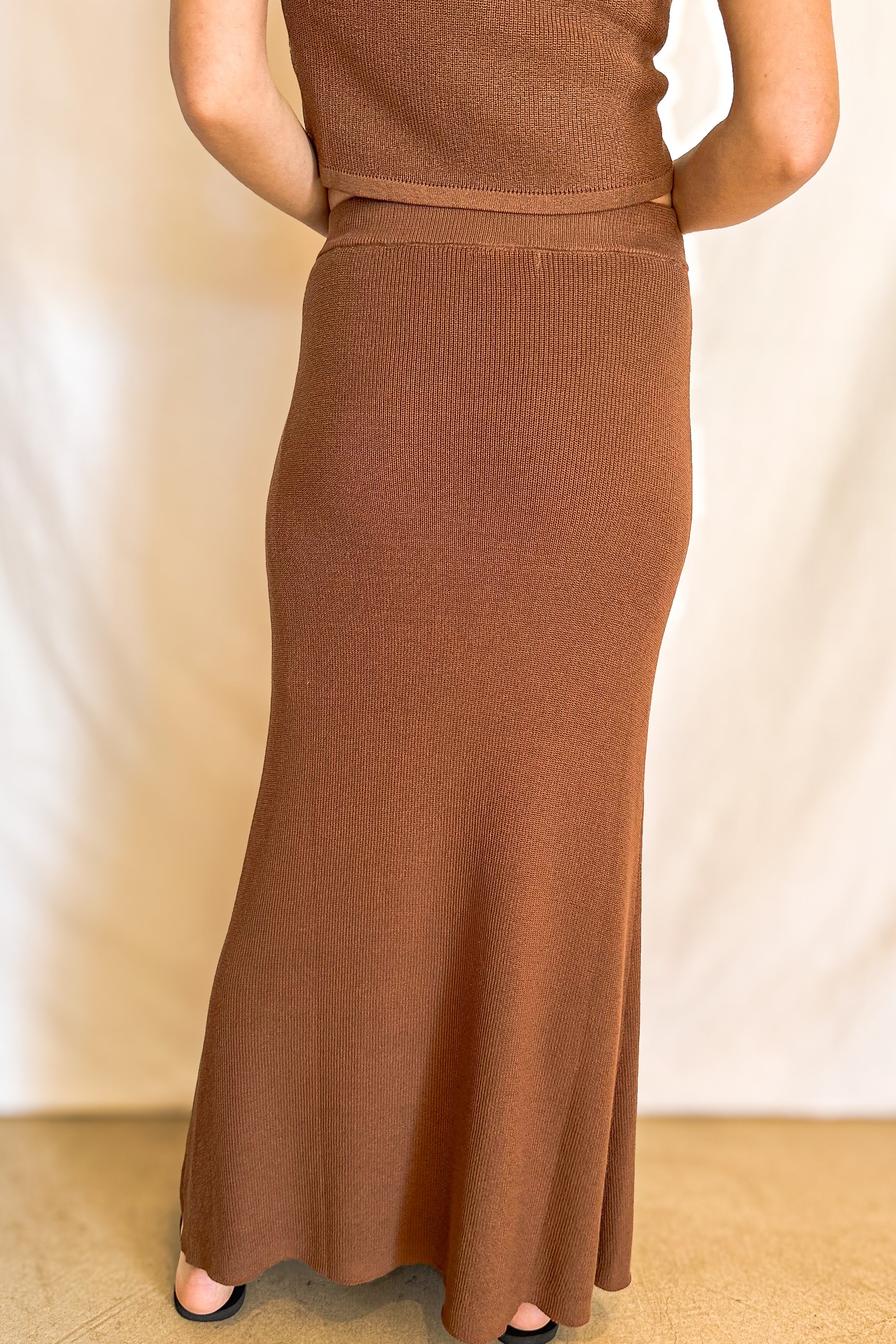 Knit Drawstring Maxi Skirt / Brown