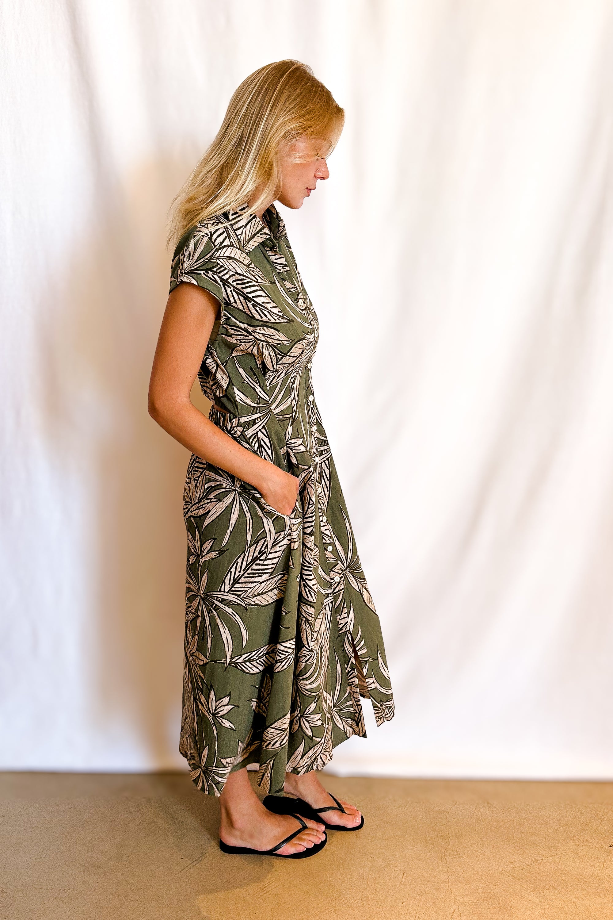 Linen Palm Button Up Open Back Sleeveless Dress / Olive