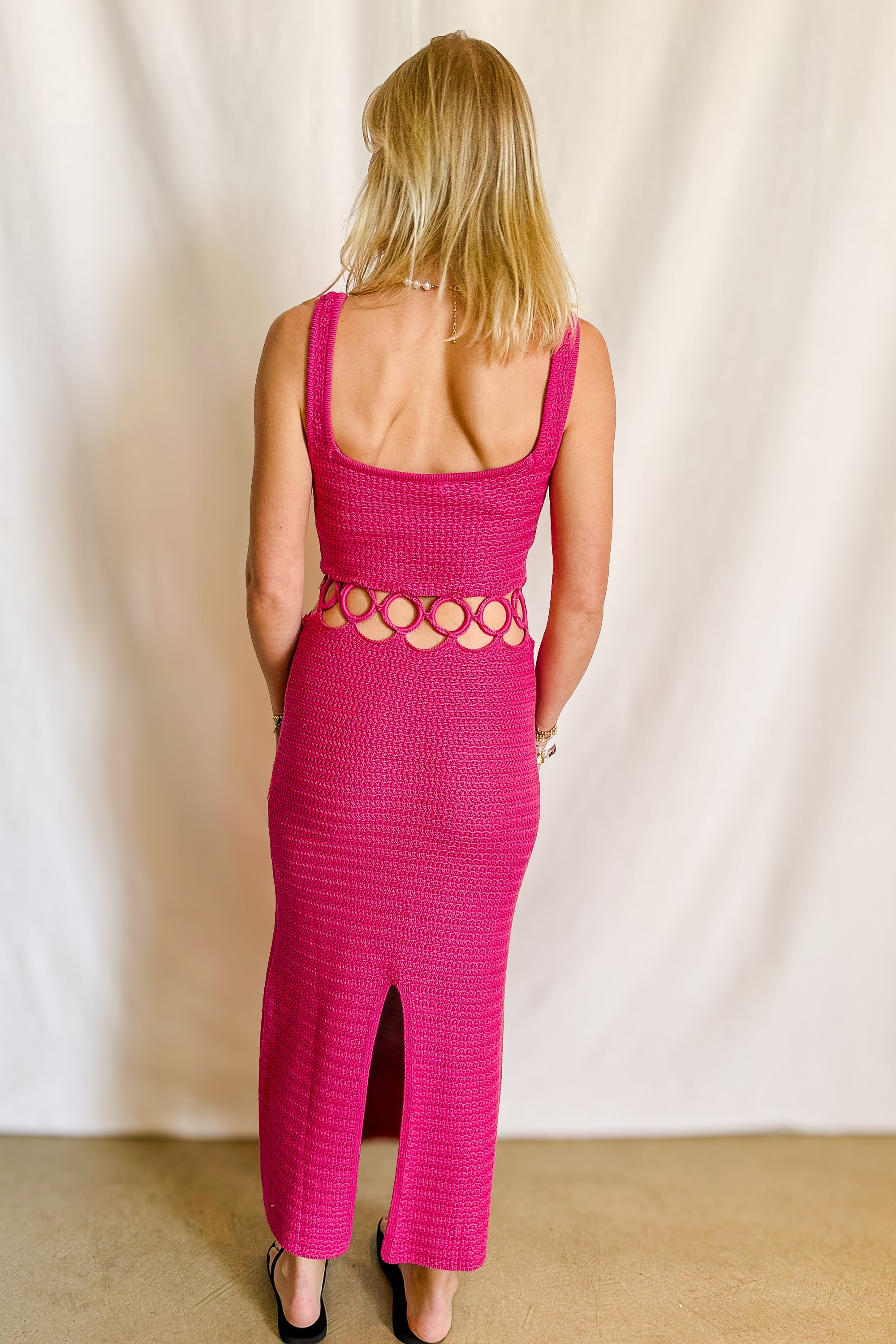 Knit Ring Cut Out Midi Dress / Pink