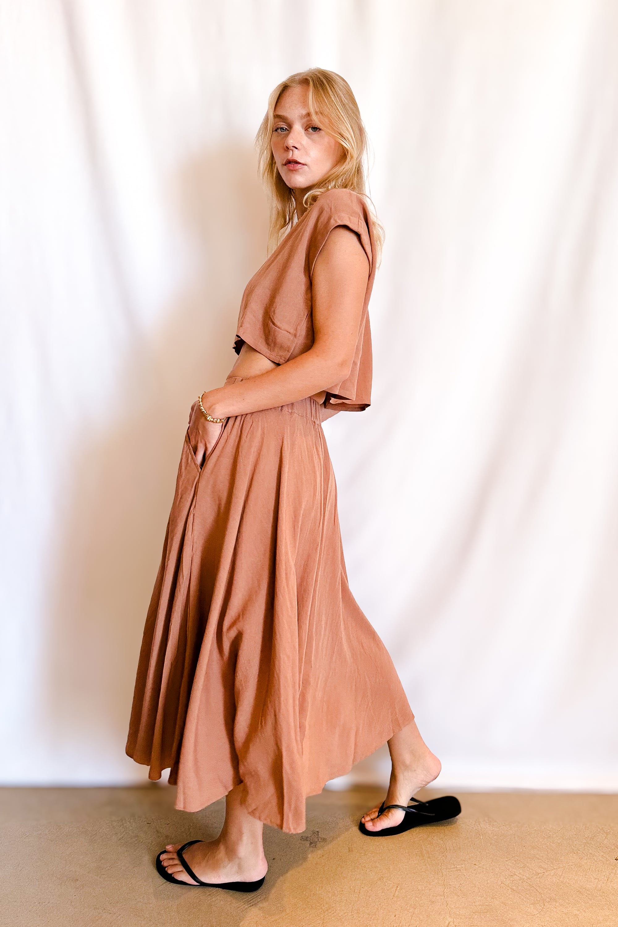 Pocketed Full Midi Skirt / Mocha