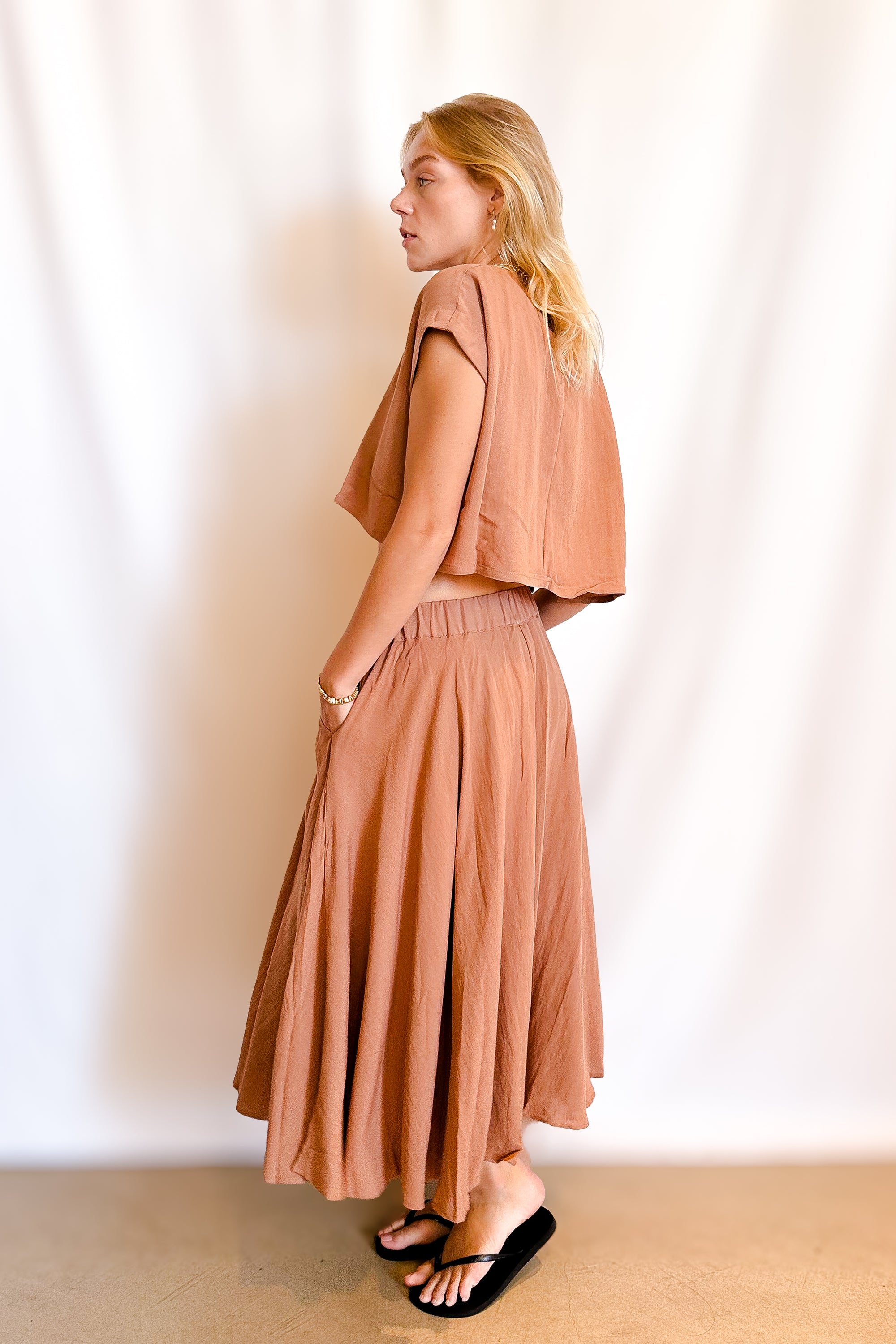 Pocketed Full Midi Skirt / Mocha