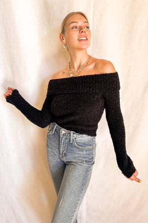 Foldover Neck Boucle Fitted Crop Sweater / Black