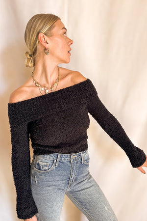 Foldover Neck Boucle Fitted Crop Sweater / Black