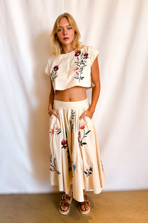 Colorful Embroidered Full Midi Skirt / Beige