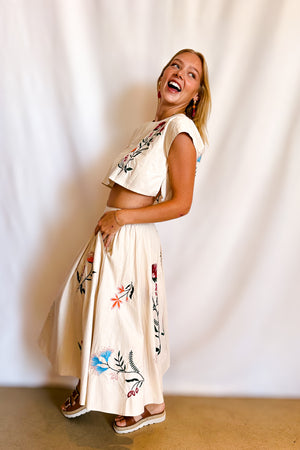 Colorful Embroidered Full Midi Skirt / Beige