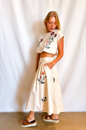 Colorful Embroidered Full Midi Skirt / Beige