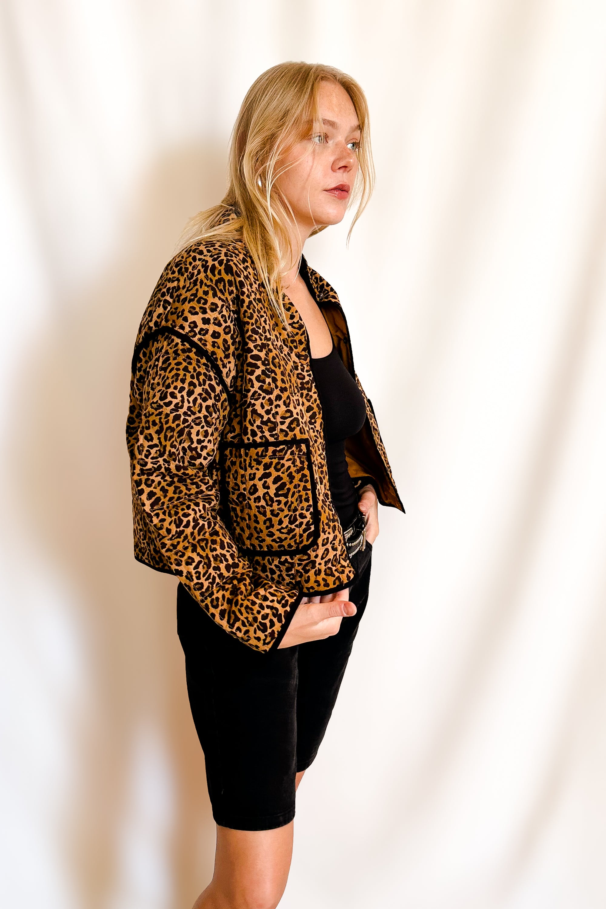 Quilted Leopard Button Down Puffer Jacket / Brown