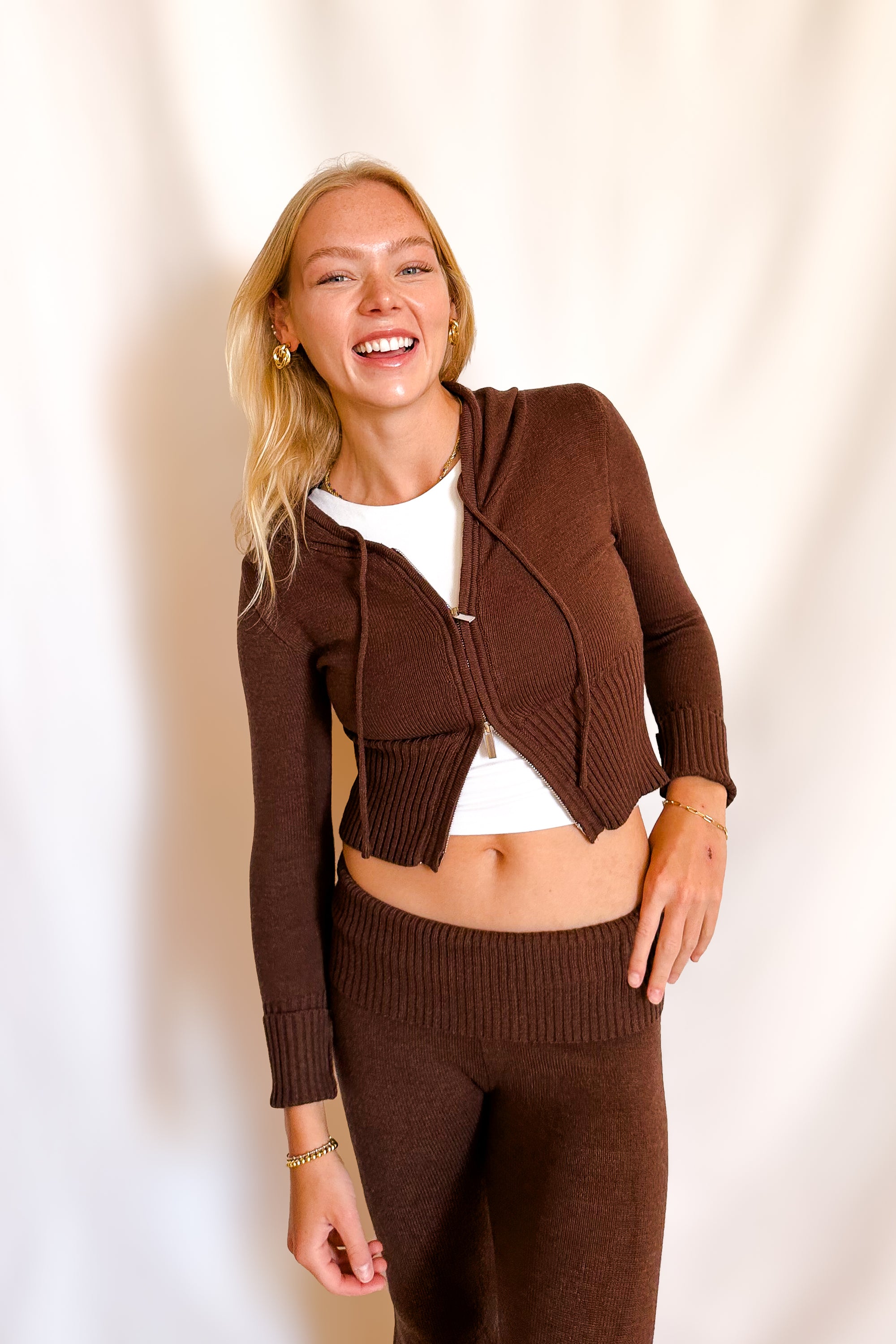 Knit Two Way Zip Fitted Hooded Cardigan / Chocolate