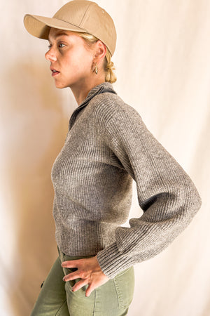 Quarter Zip Casual Sweater / Heather Grey