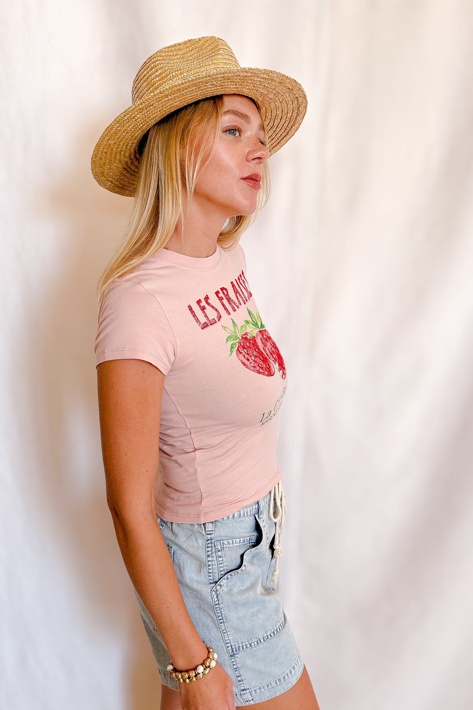 Fraises Strawberry Graphic Tee / Pink
