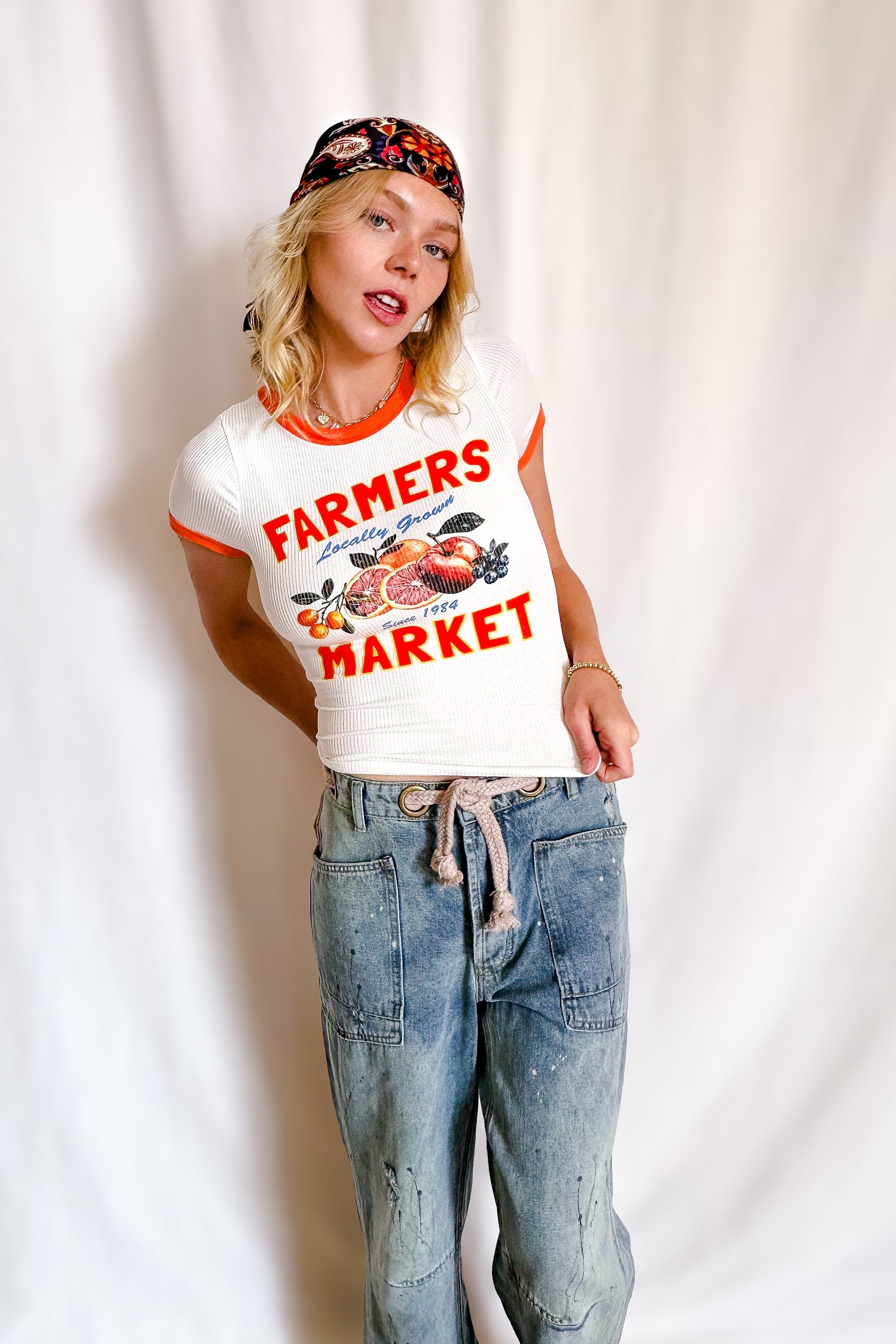 Farmers Market Ringer Tee / White