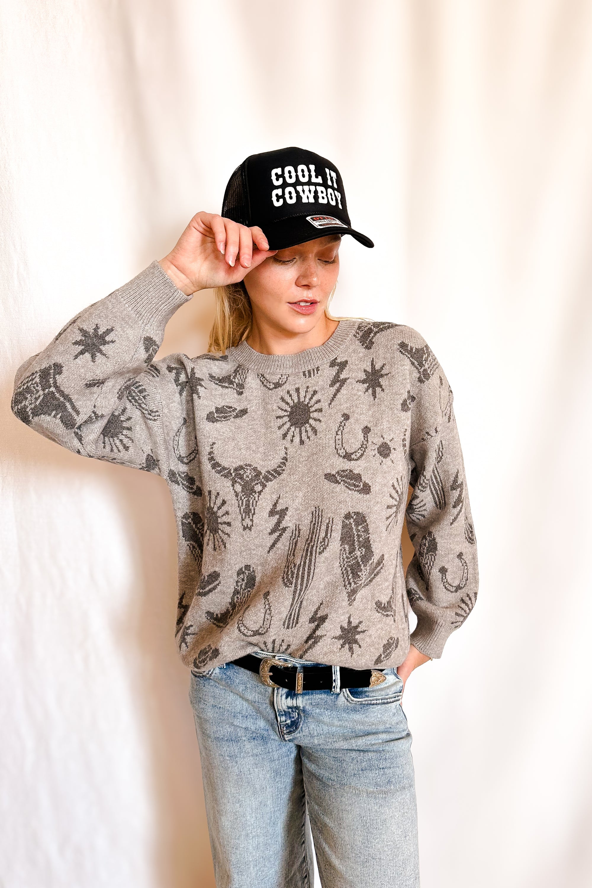 Out West Icon Pullover Sweater / Grey
