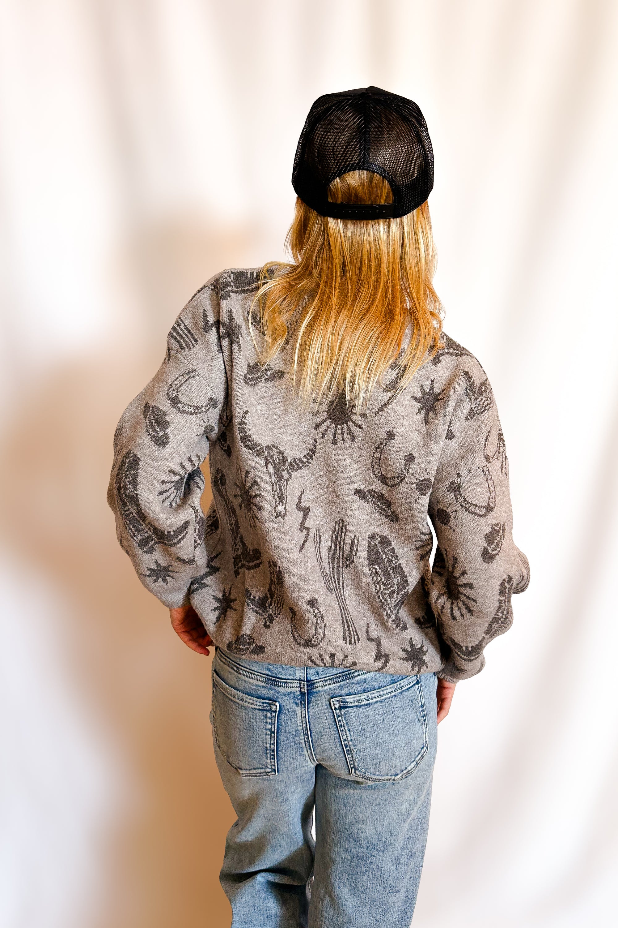 Out West Icon Pullover Sweater / Grey