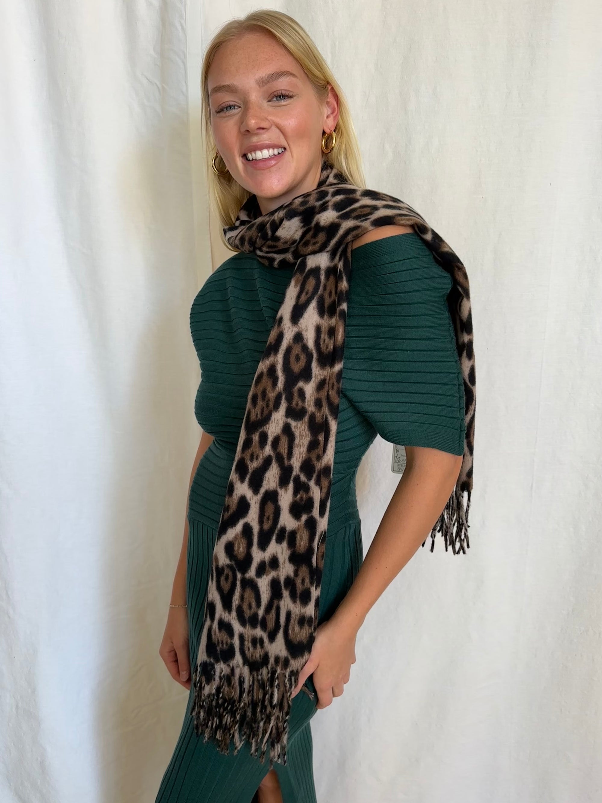 Soft Leopard Fringed Scarf / Taupe