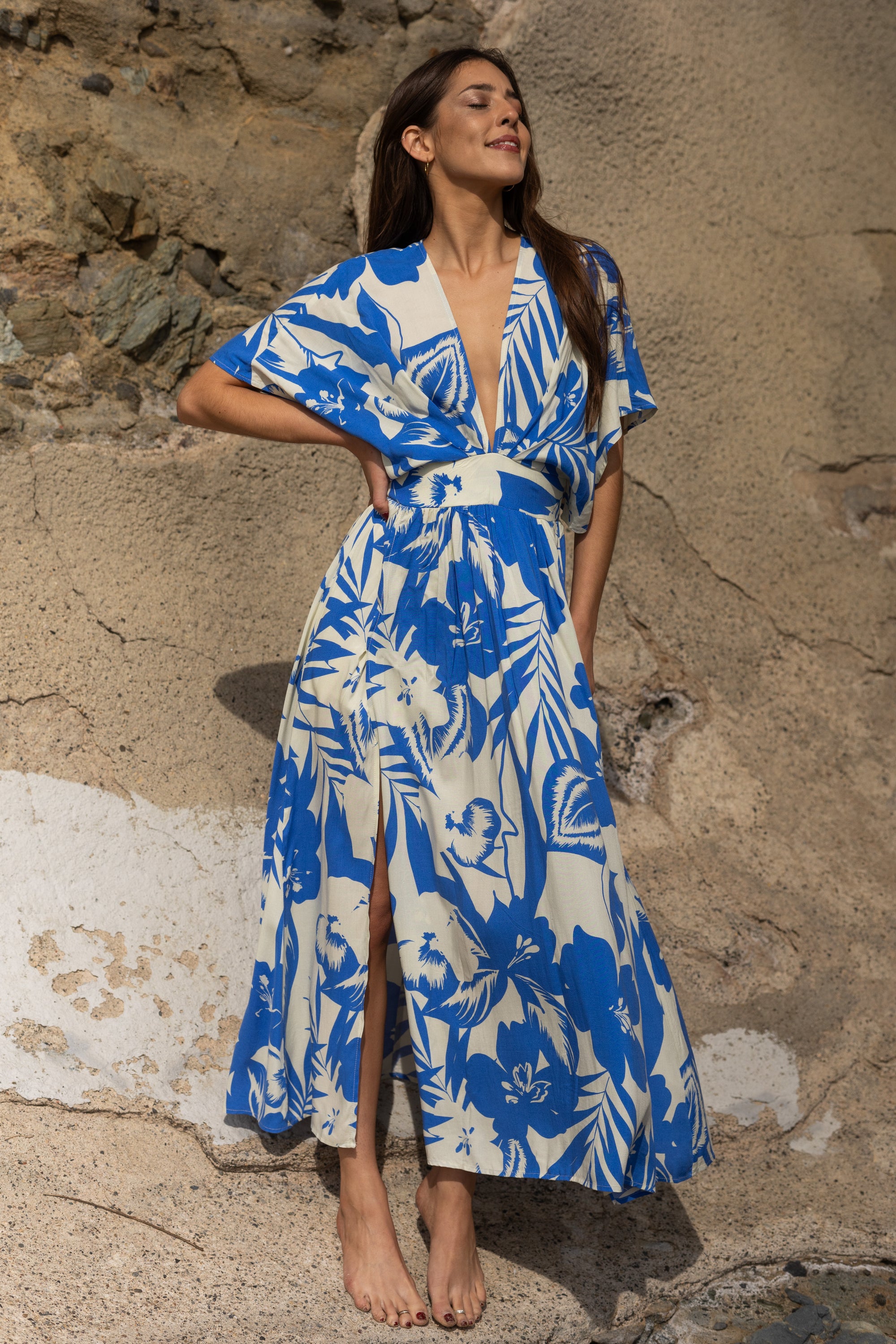 Blue Palm Kimono Sleeve Slit Maxi Dress / Ivory