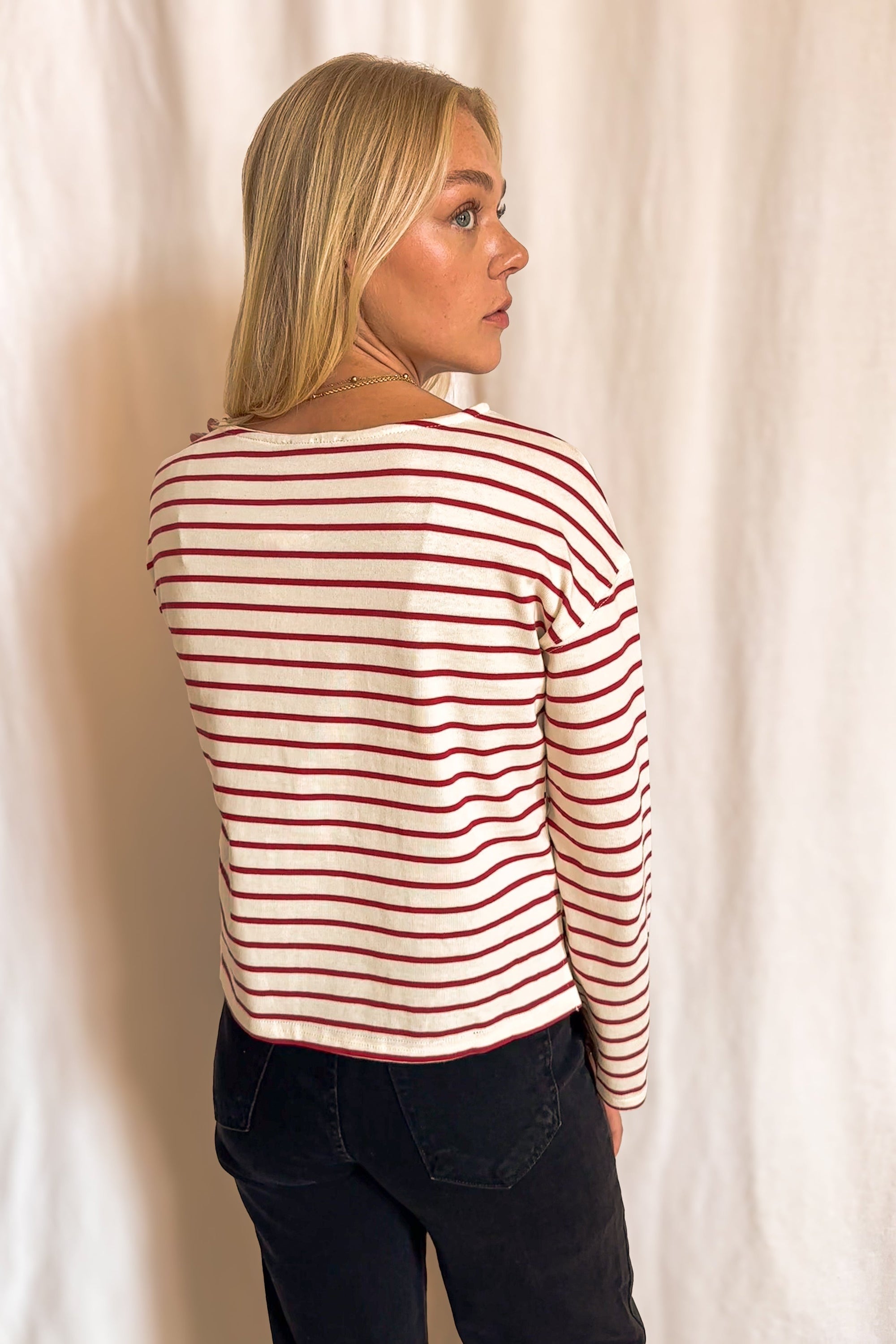 Striped Boxy Long Sleeve Basic Top / Red