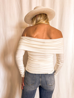 Knit Ruched Off Shoulder Long Sleeve Top / Ivory