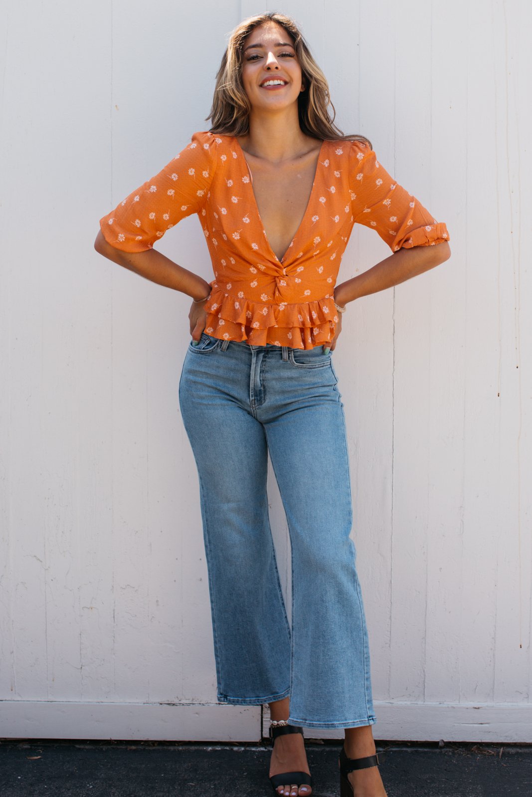 10.5 inch Rise Wide Leg Crop Jean / Medium Wash